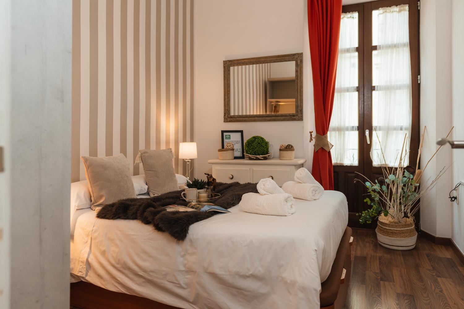 Tuguest Marques De Falces Apartments Granada Bagian luar foto